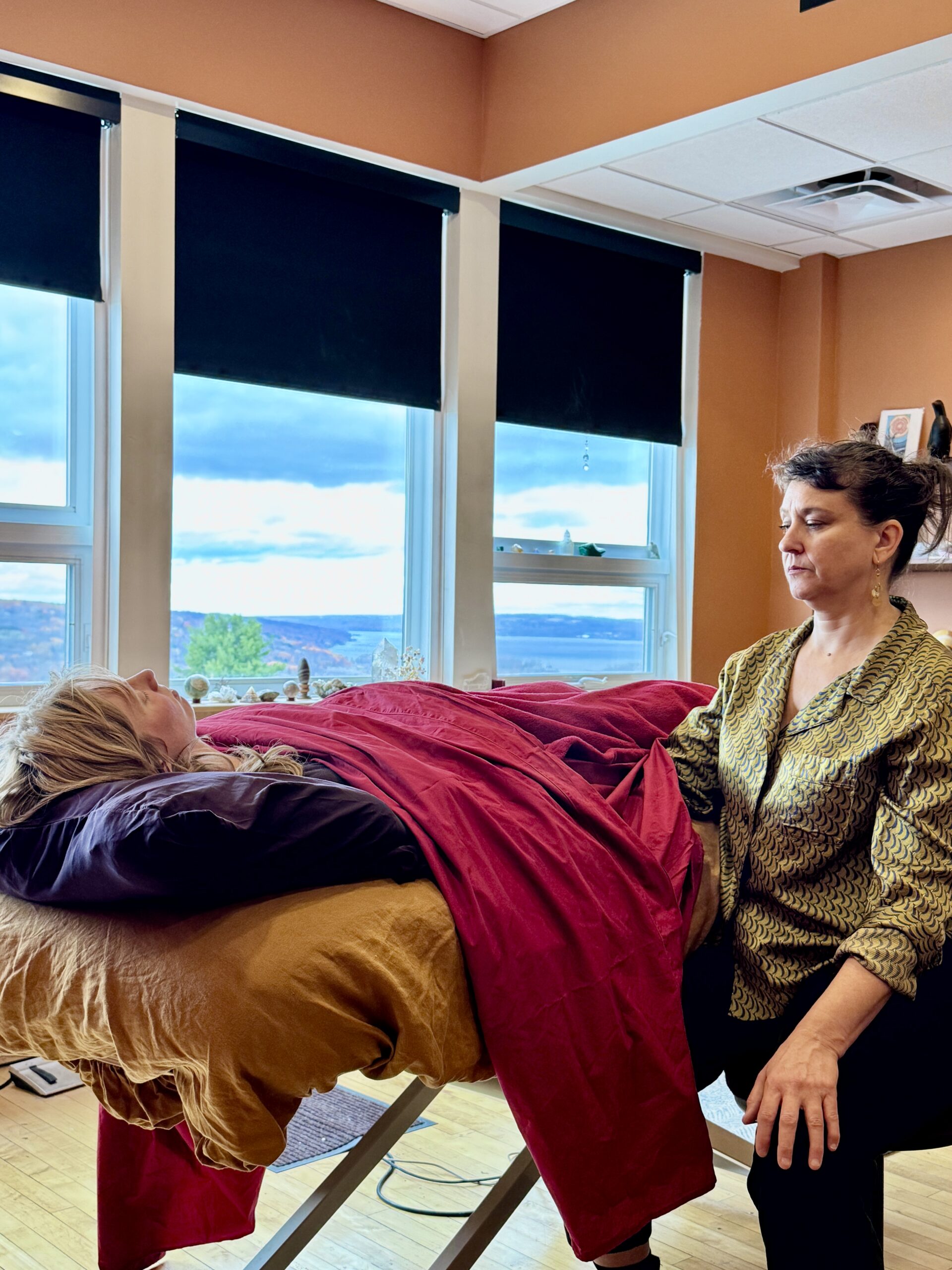 Brian Grafstein LMT & Victoria Anchor LMT providing a couples massage